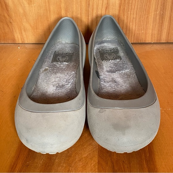 Womens 7 Crocs Mammoth Flats Grey SEF0470 - Picture 2 of 8